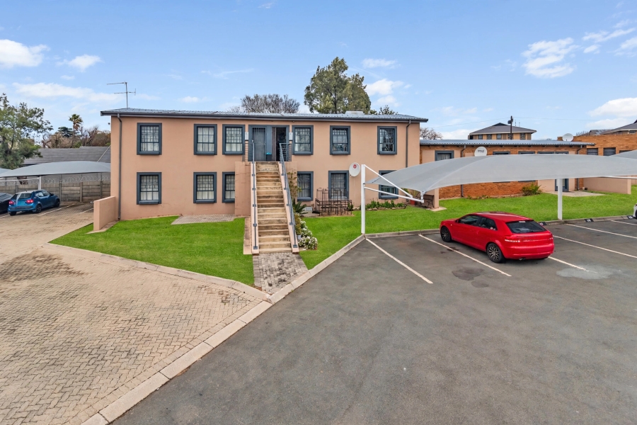 1 Bedroom Property for Sale in Helderkruin Gauteng