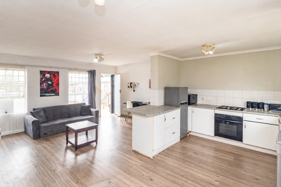 1 Bedroom Property for Sale in Helderkruin Gauteng