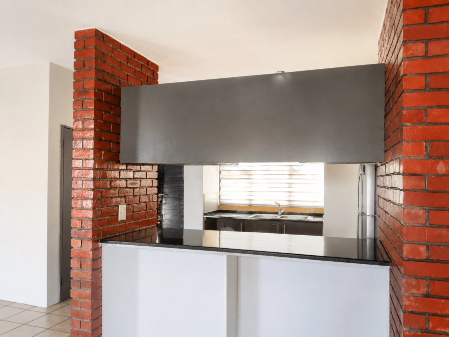 2 Bedroom Property for Sale in Midridge Park Gauteng