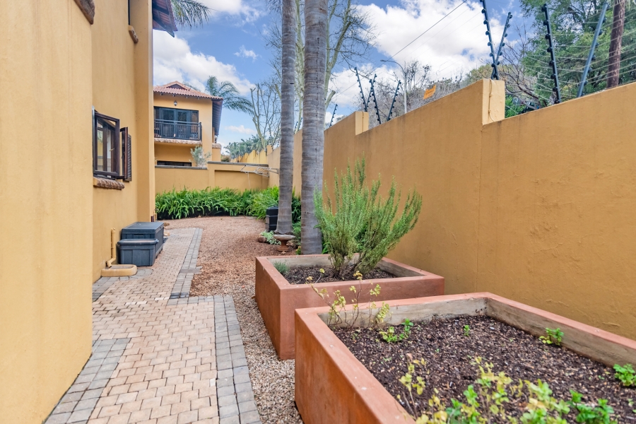 3 Bedroom Property for Sale in Allens Nek Gauteng