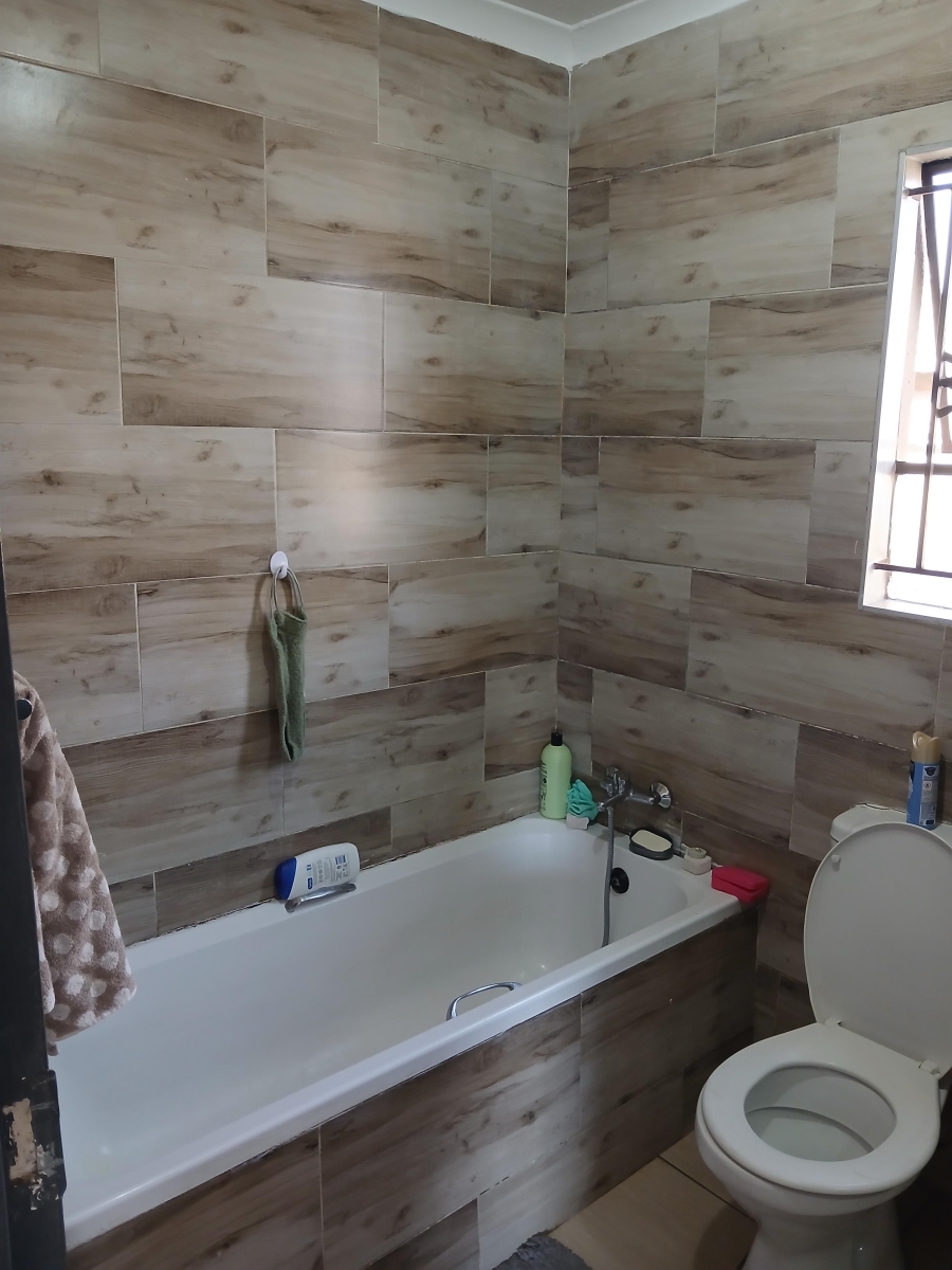 3 Bedroom Property for Sale in Kya Sands Gauteng