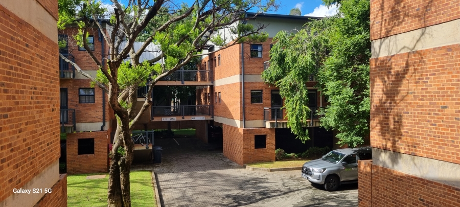 8 Bedroom Property for Sale in Hatfield Gauteng
