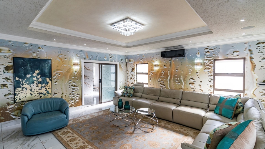 7 Bedroom Property for Sale in Carlswald North Estate Gauteng