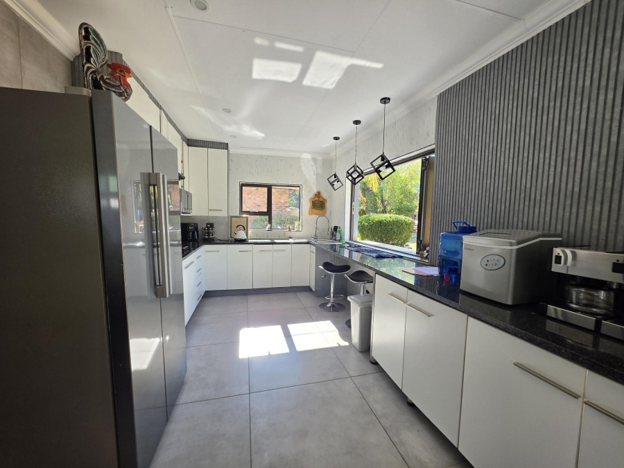 3 Bedroom Property for Sale in Misty Bay Gauteng