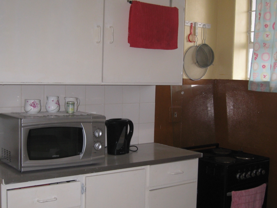 2 Bedroom Property for Sale in Queenswood Gauteng