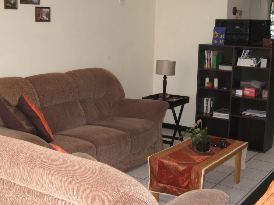 2 Bedroom Property for Sale in Queenswood Gauteng