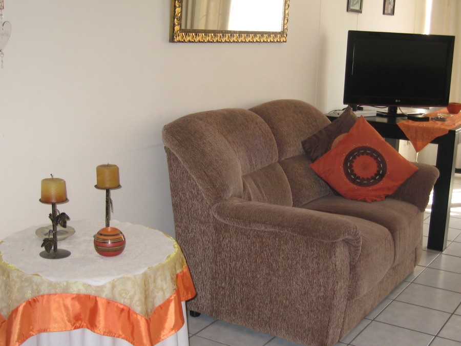 2 Bedroom Property for Sale in Queenswood Gauteng