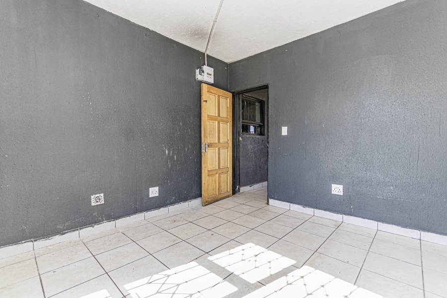9 Bedroom Property for Sale in Rietvallei Gauteng