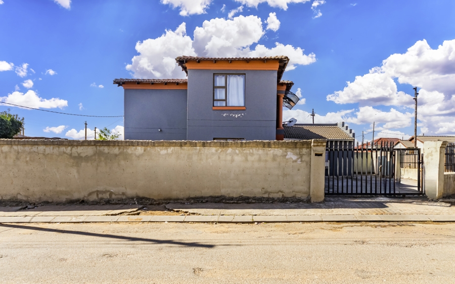 9 Bedroom Property for Sale in Rietvallei Gauteng
