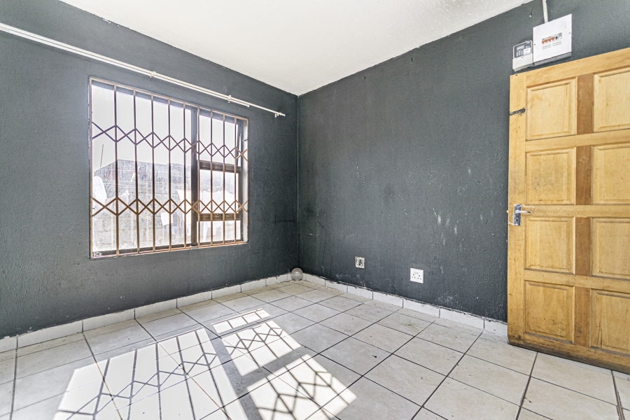 9 Bedroom Property for Sale in Rietvallei Gauteng