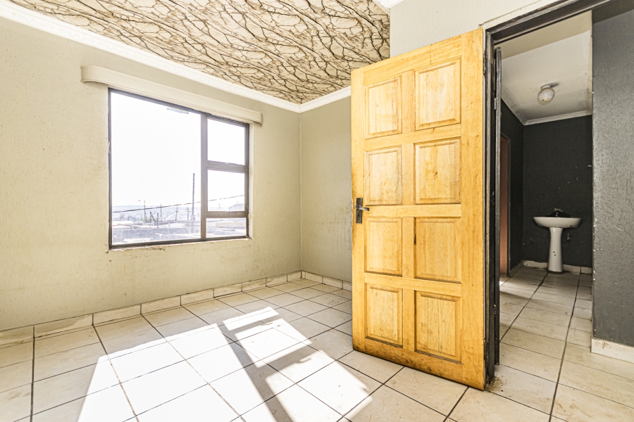 9 Bedroom Property for Sale in Rietvallei Gauteng