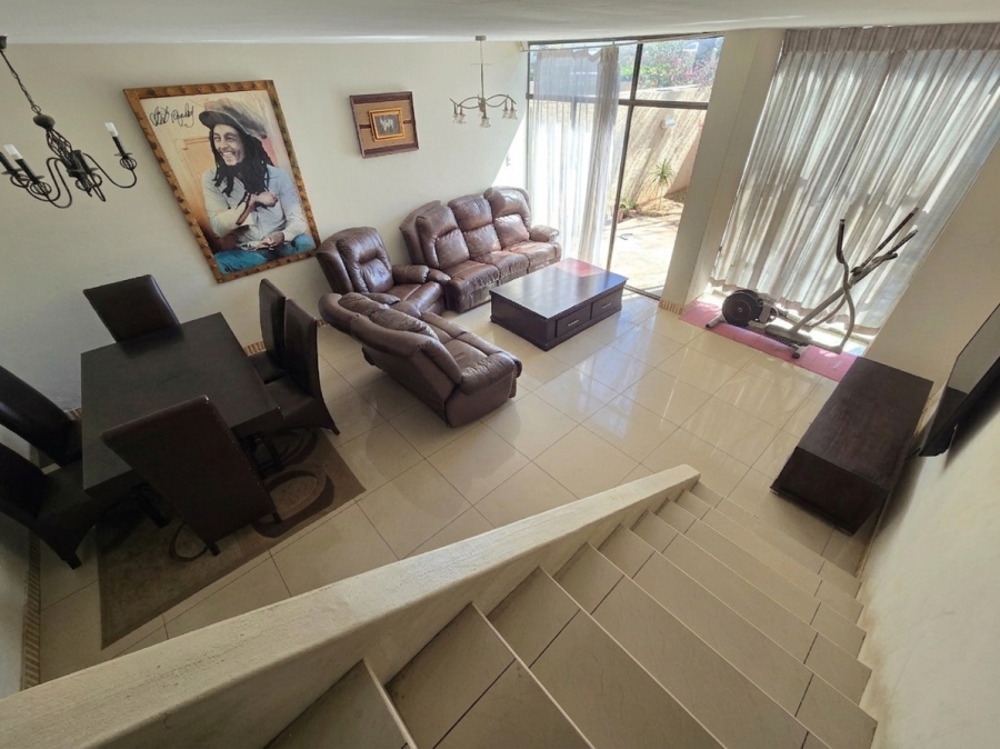 2 Bedroom Property for Sale in Bedford Gardens Gauteng