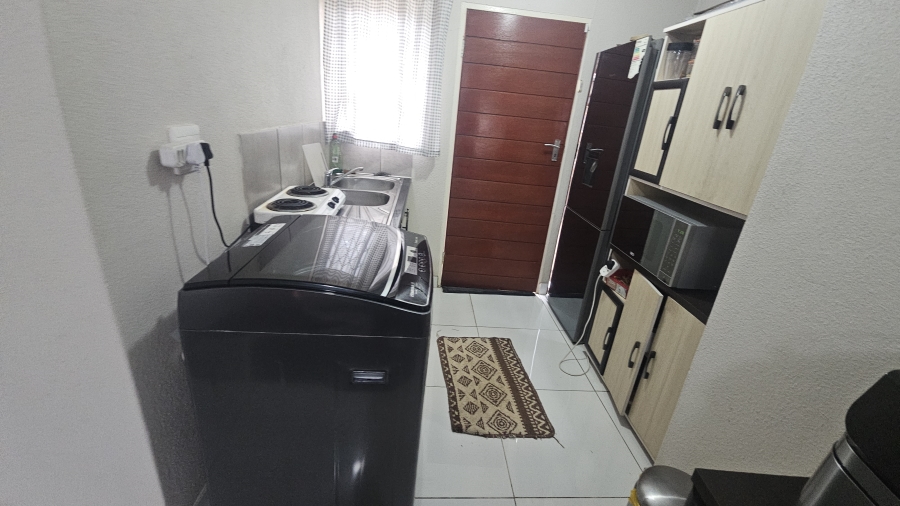 2 Bedroom Property for Sale in Alliance Gauteng