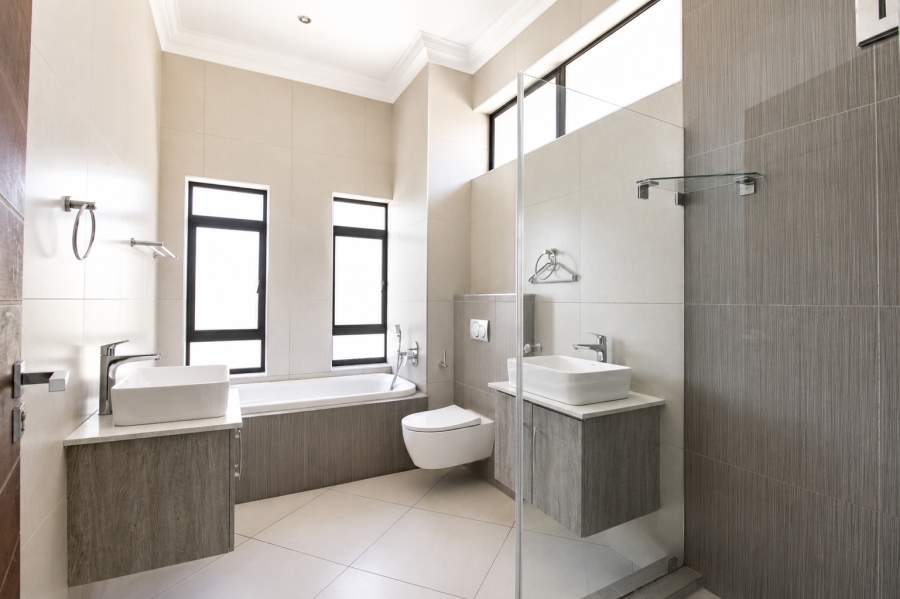 4 Bedroom Property for Sale in Midstream Estate Gauteng