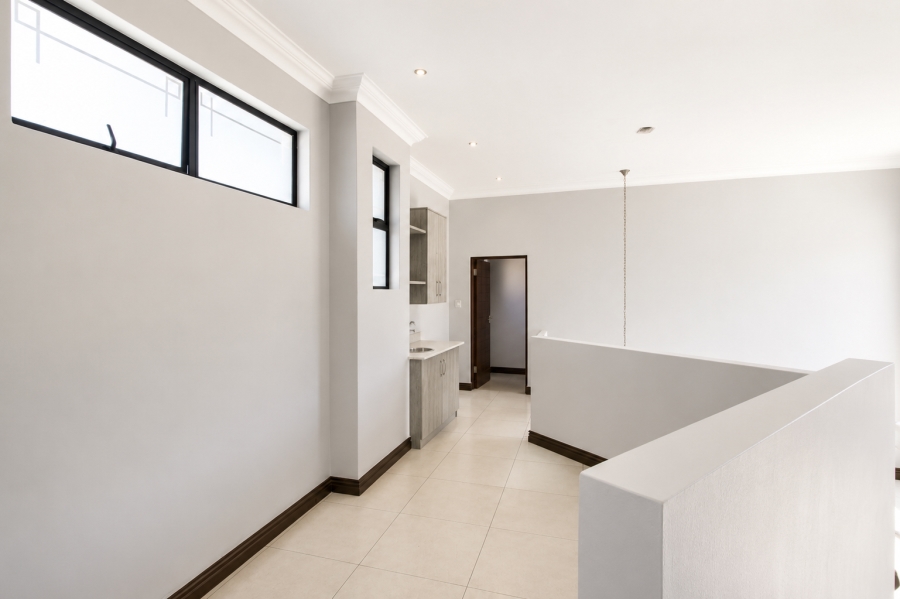 4 Bedroom Property for Sale in Midstream Estate Gauteng