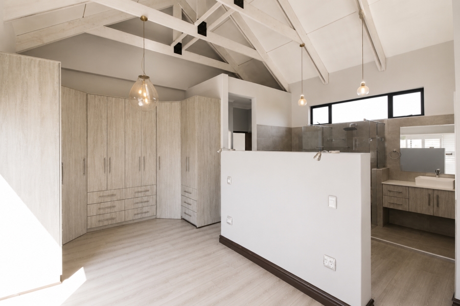 4 Bedroom Property for Sale in Midstream Estate Gauteng