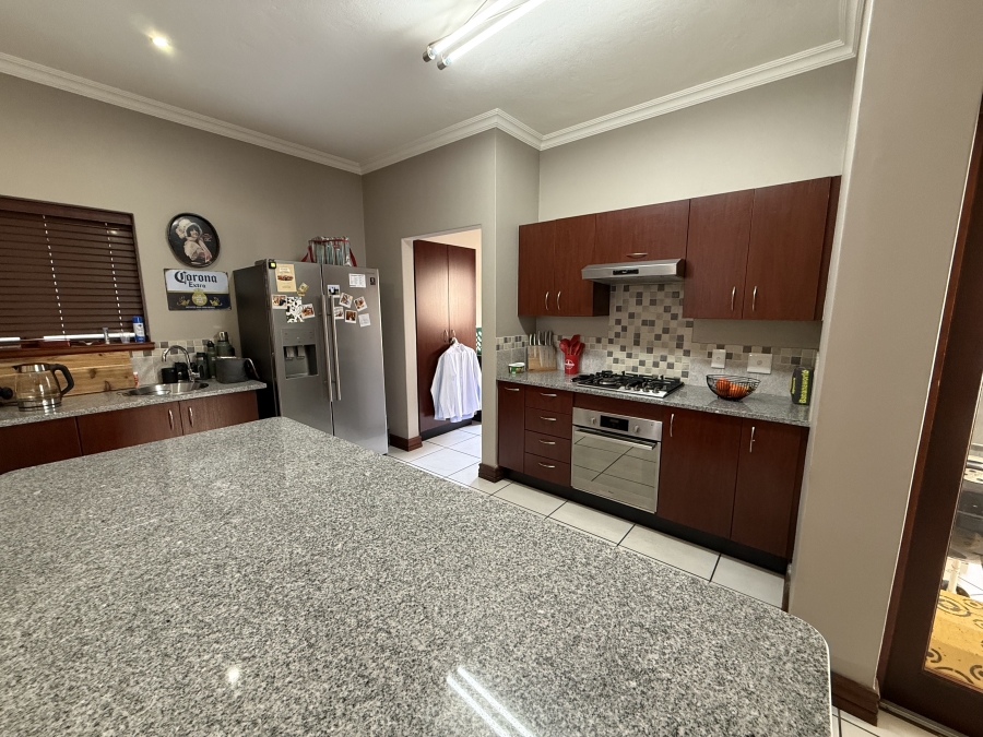 To Let 3 Bedroom Property for Rent in Heritage Hill Gauteng