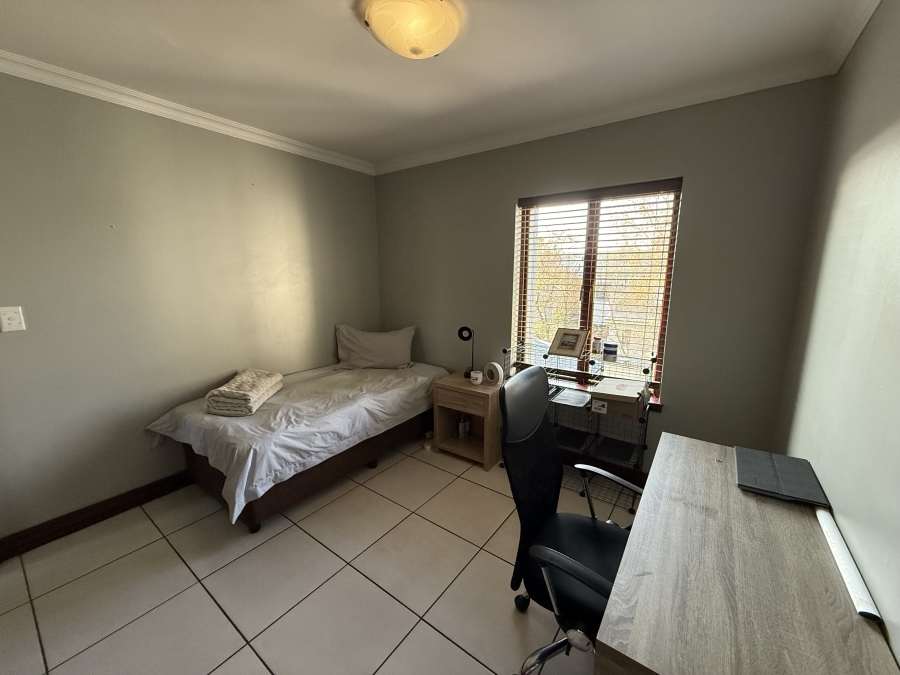 To Let 3 Bedroom Property for Rent in Heritage Hill Gauteng