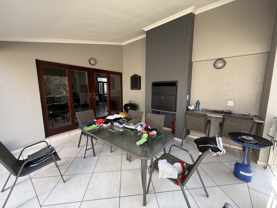 To Let 3 Bedroom Property for Rent in Heritage Hill Gauteng
