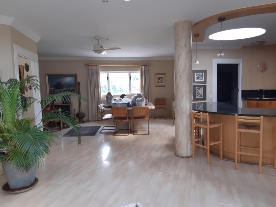 To Let 1 Bedroom Property for Rent in Waterkloof Ridge Gauteng