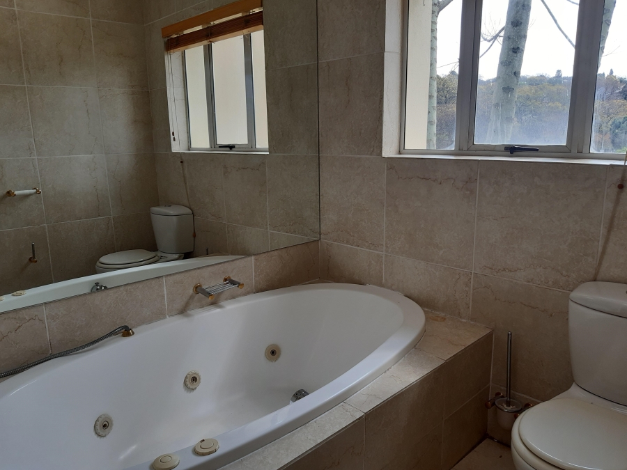To Let 1 Bedroom Property for Rent in Waterkloof Ridge Gauteng