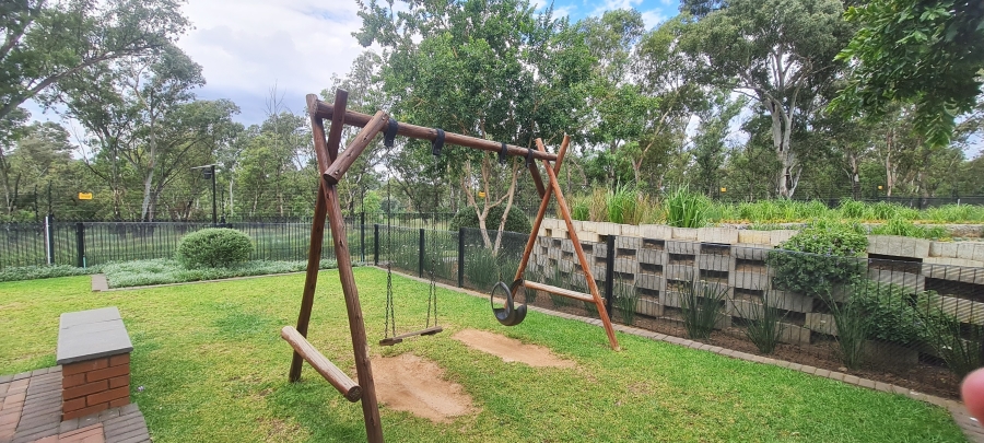 To Let 1 Bedroom Property for Rent in Modderfontein Gauteng