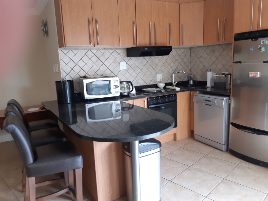 To Let 1 Bedroom Property for Rent in Waterkloof Ridge Gauteng