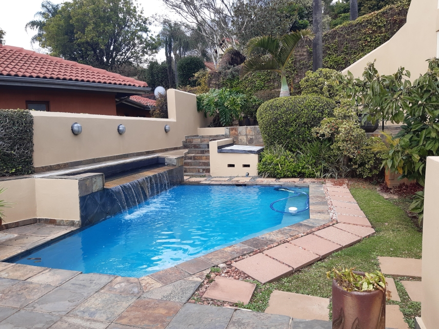 To Let 1 Bedroom Property for Rent in Waterkloof Ridge Gauteng