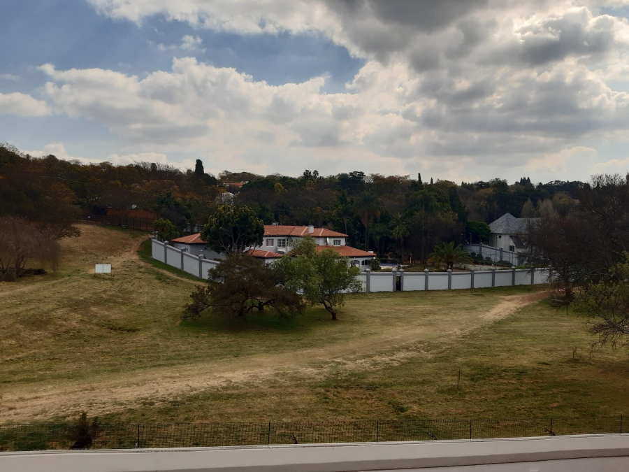 To Let 1 Bedroom Property for Rent in Waterkloof Ridge Gauteng