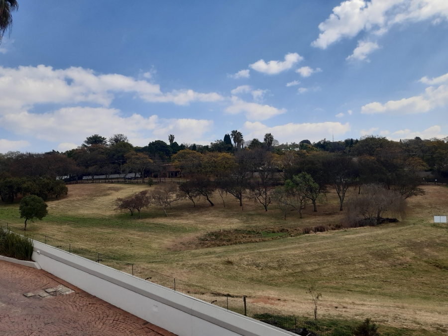 To Let 1 Bedroom Property for Rent in Waterkloof Ridge Gauteng