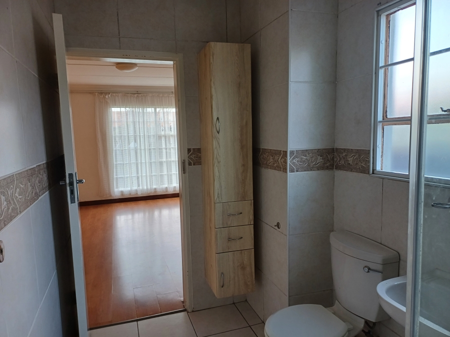 3 Bedroom Property for Sale in Risana Gauteng