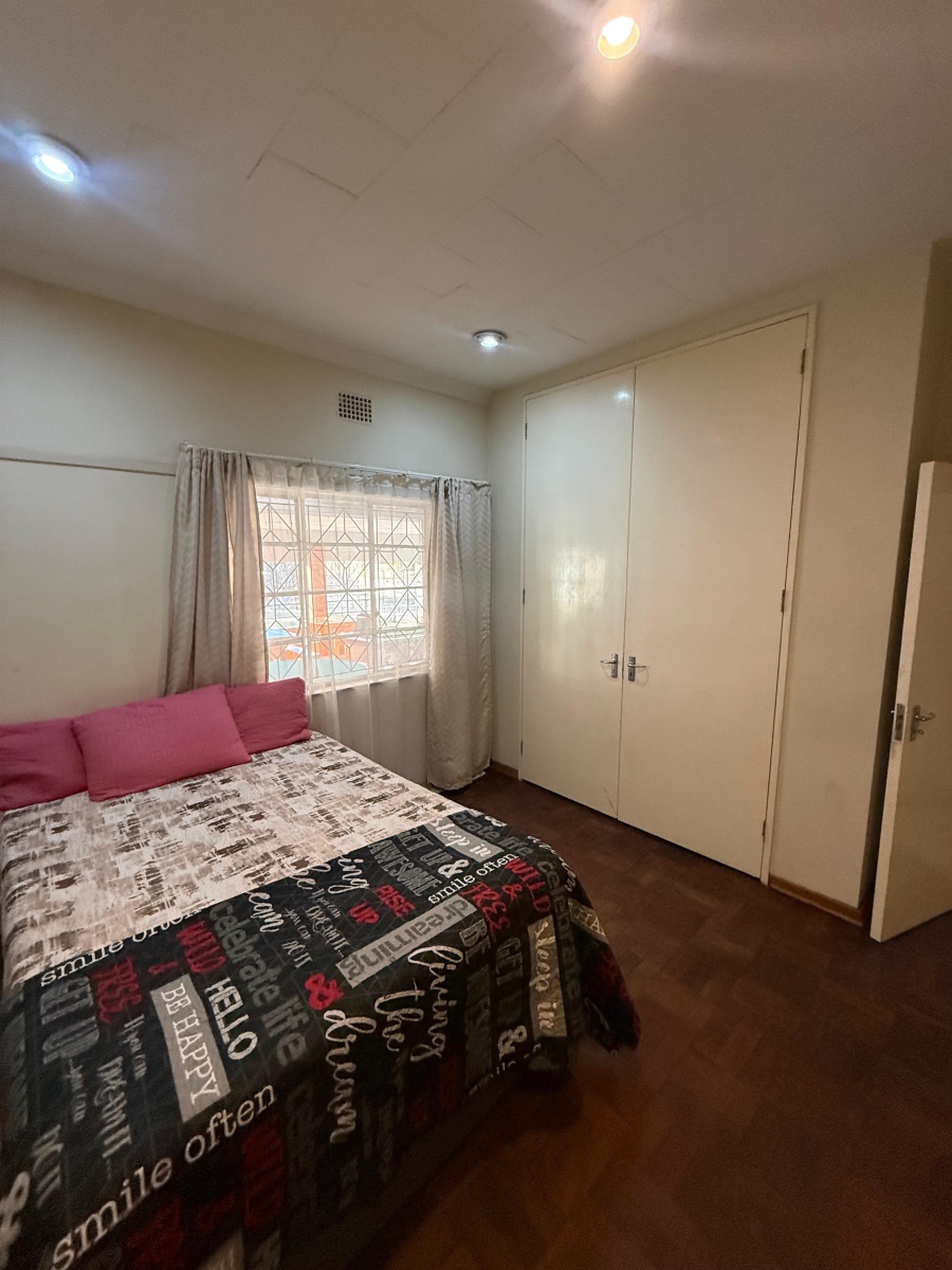 To Let 1 Bedroom Property for Rent in Lambton Gauteng