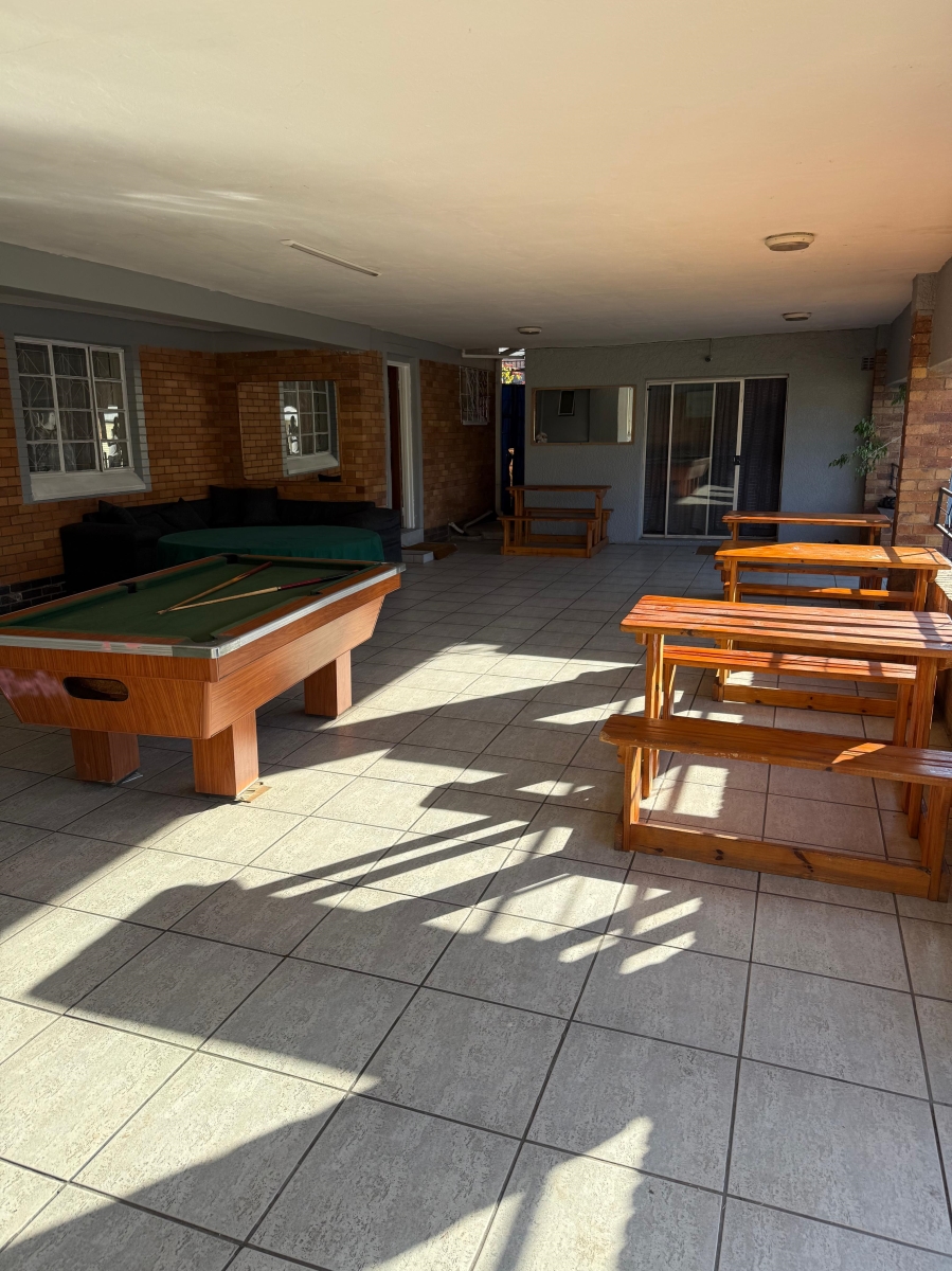 To Let 1 Bedroom Property for Rent in Lambton Gauteng