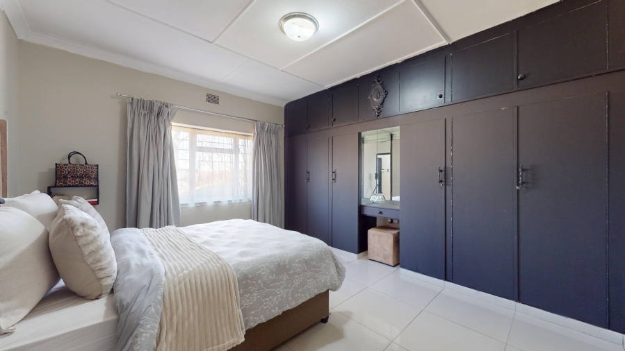 5 Bedroom Property for Sale in Sunnyridge Gauteng