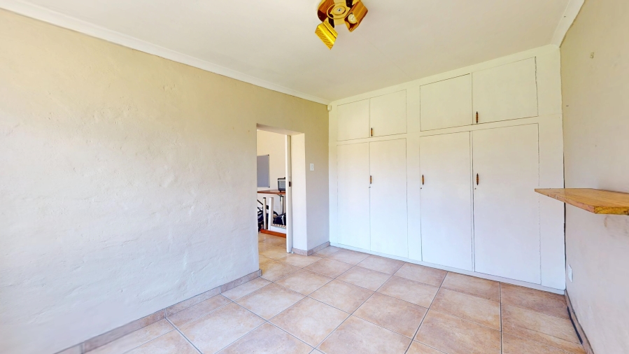 5 Bedroom Property for Sale in Sunnyridge Gauteng