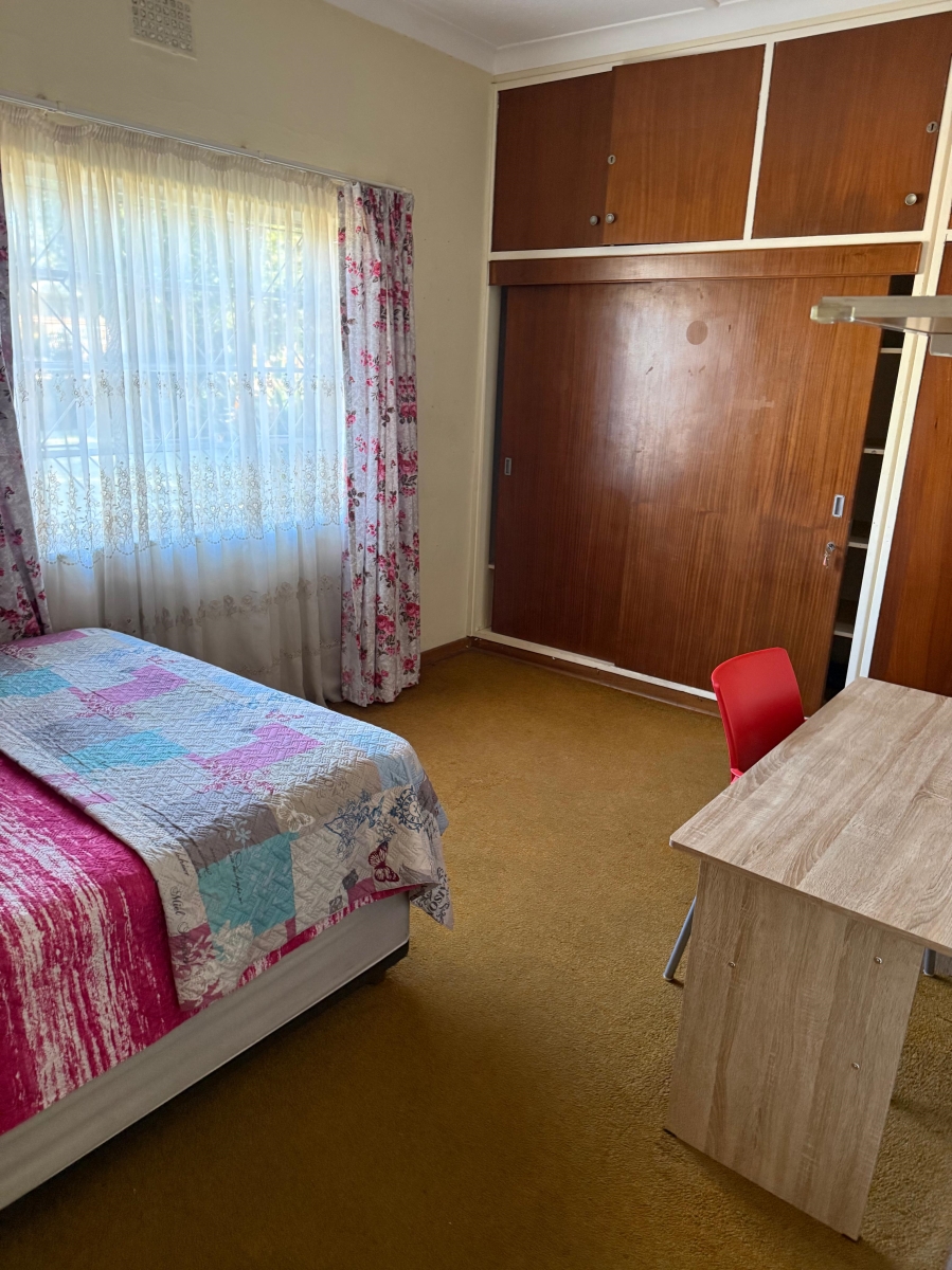 To Let 1 Bedroom Property for Rent in Lambton Gauteng