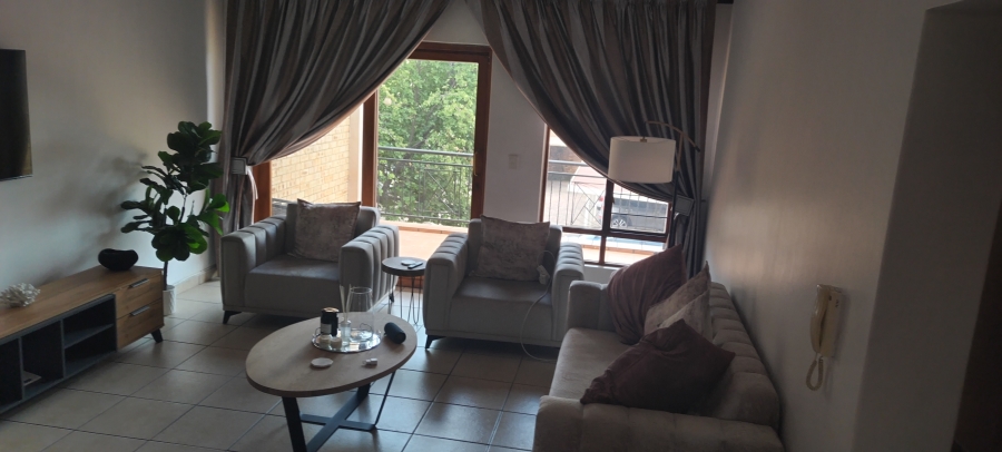 To Let 2 Bedroom Property for Rent in Sonneveld Gauteng