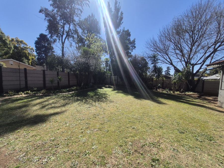 3 Bedroom Property for Sale in Brackendowns Gauteng