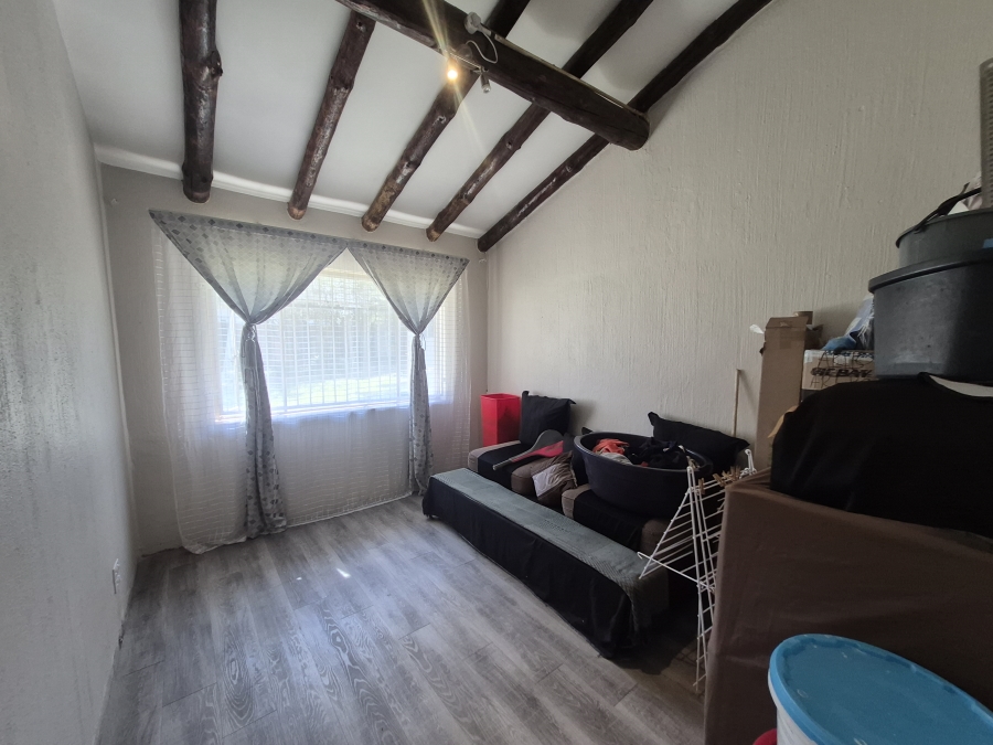 3 Bedroom Property for Sale in Brackendowns Gauteng