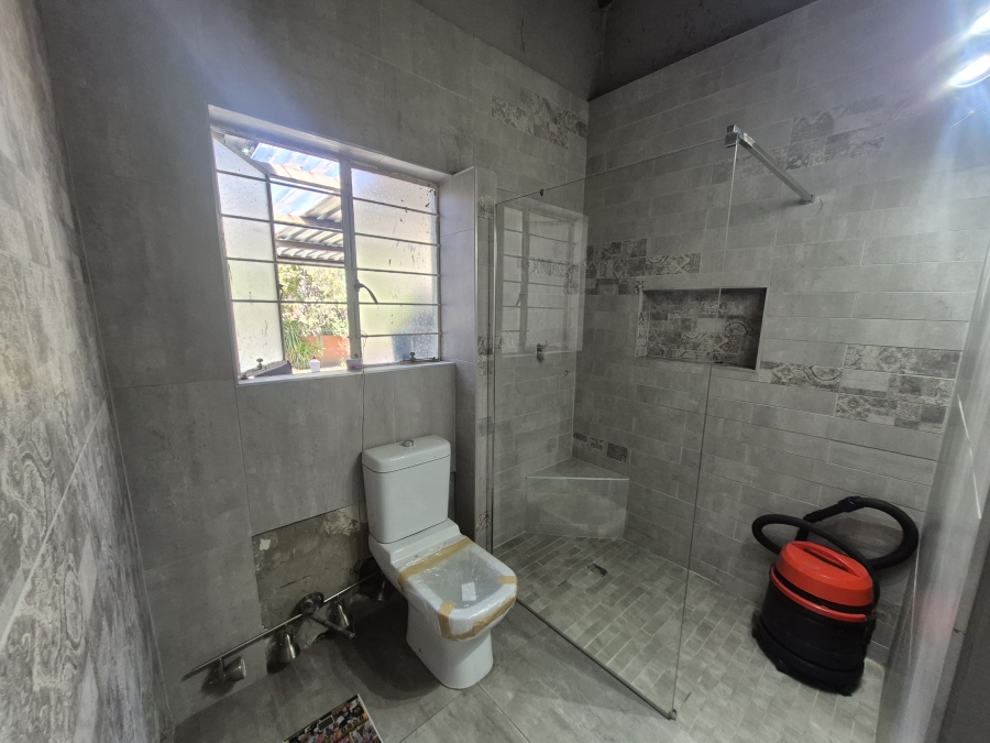 3 Bedroom Property for Sale in Brackendowns Gauteng