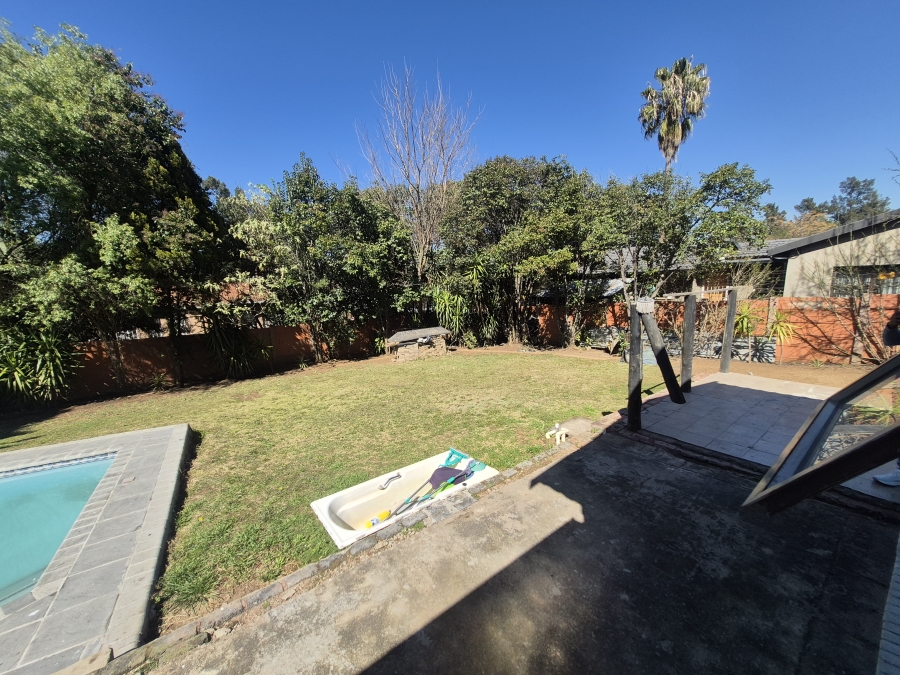 3 Bedroom Property for Sale in Brackendowns Gauteng