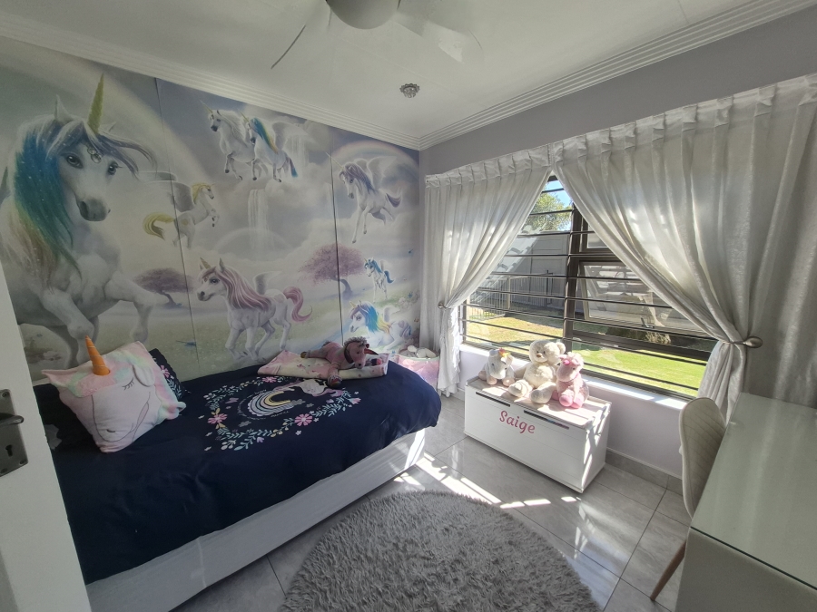 3 Bedroom Property for Sale in Brackendowns Gauteng