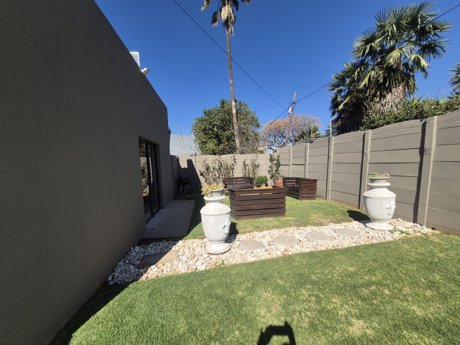 3 Bedroom Property for Sale in Brackendowns Gauteng