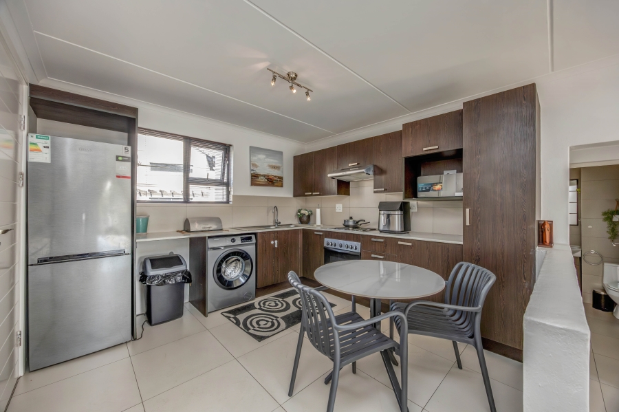 2 Bedroom Property for Sale in Dainfern Gauteng