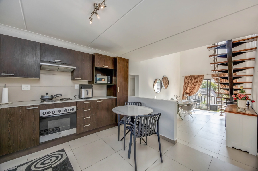 2 Bedroom Property for Sale in Dainfern Gauteng