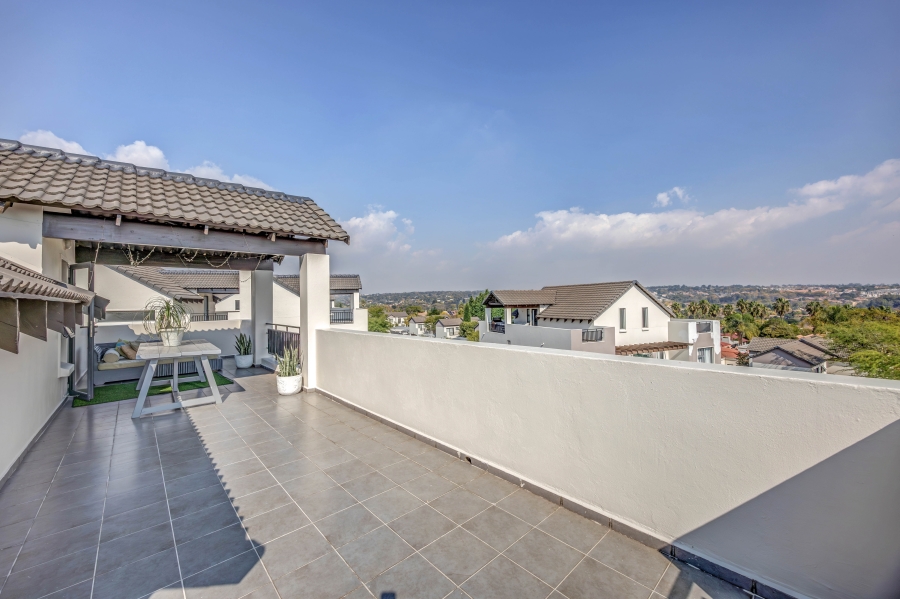 2 Bedroom Property for Sale in Dainfern Gauteng