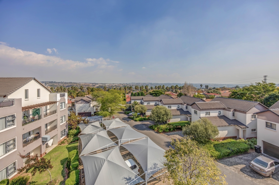 2 Bedroom Property for Sale in Dainfern Gauteng