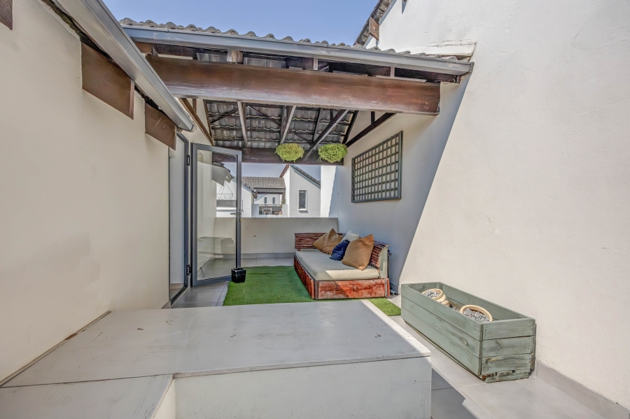 1 Bedroom Property for Sale in Dainfern Gauteng
