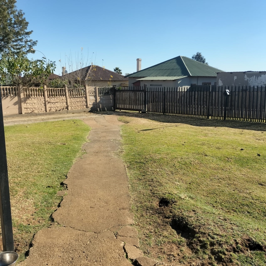 3 Bedroom Property for Sale in Salies Village Gauteng