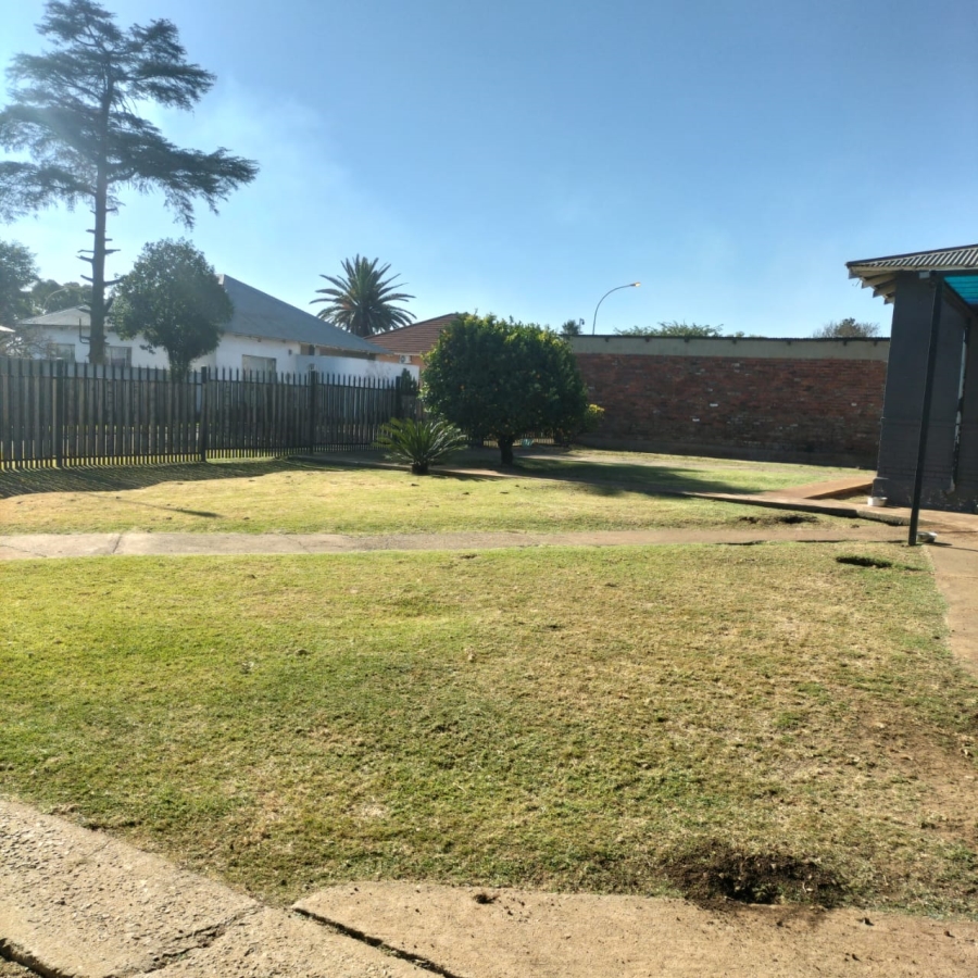 3 Bedroom Property for Sale in Salies Village Gauteng